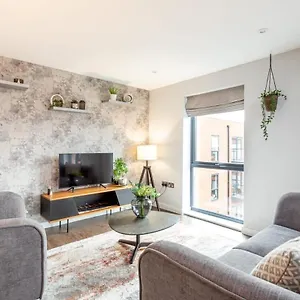 https://stunning-2-bedroom-modern-apartment-in-central-york.yorkshirehotels.net