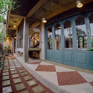 https://still-waters-homestay-sri-lanka.negombohotels.net
