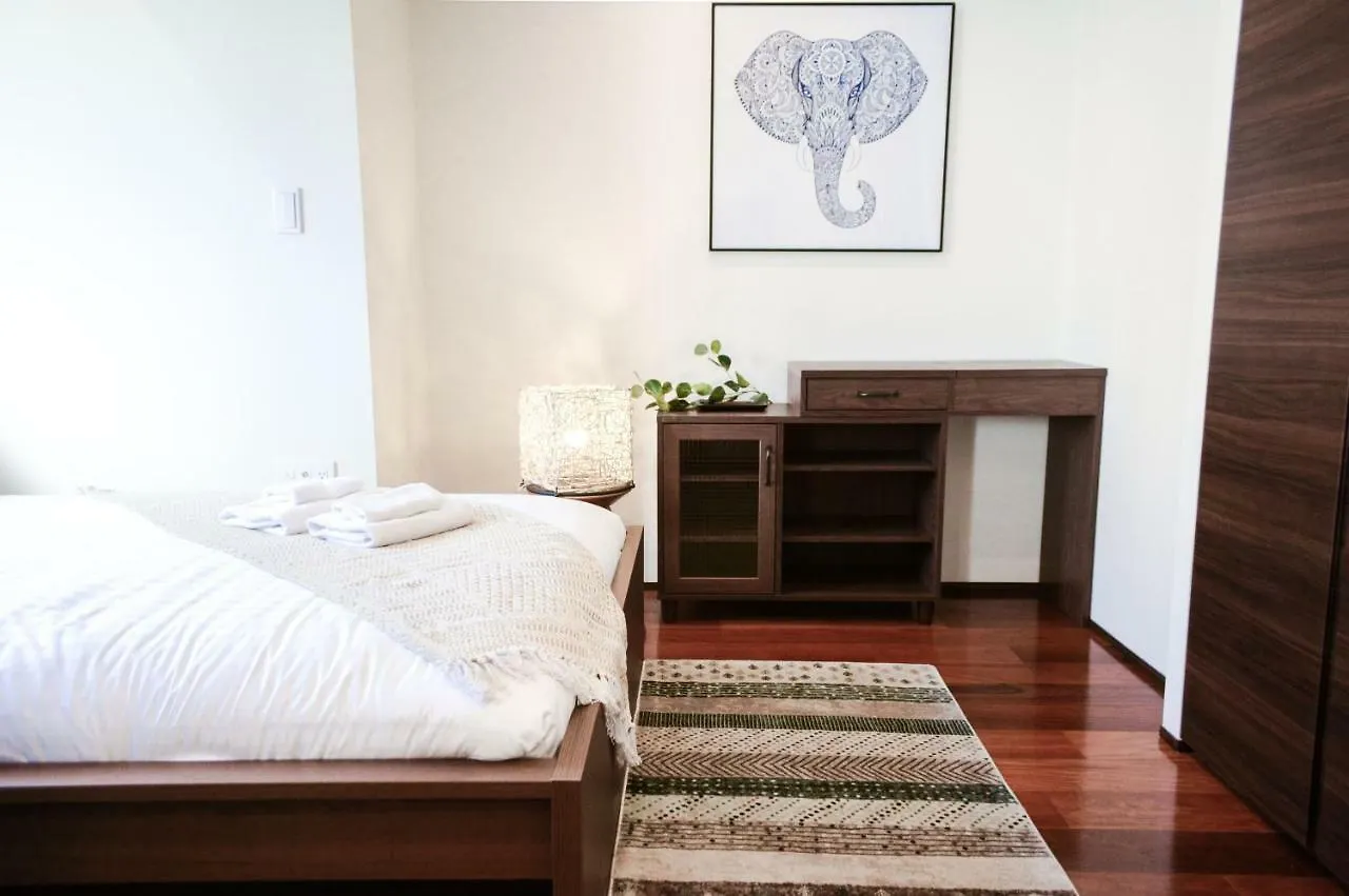 Dash Living Tsukiji 도쿄