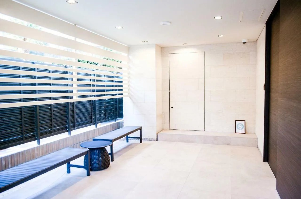 Dash Living Tsukiji Tōkyō