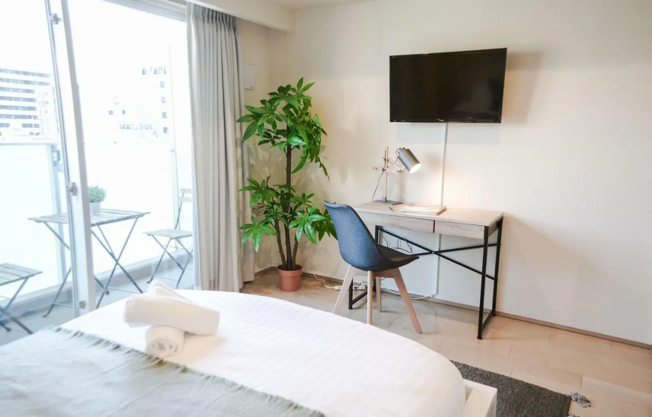 Apartment Dash Living Tsukiji Tokyo