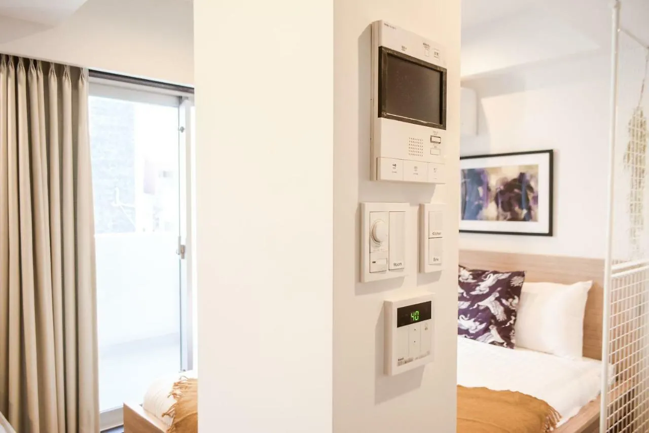 Apartment Dash Living Tsukiji Tokyo