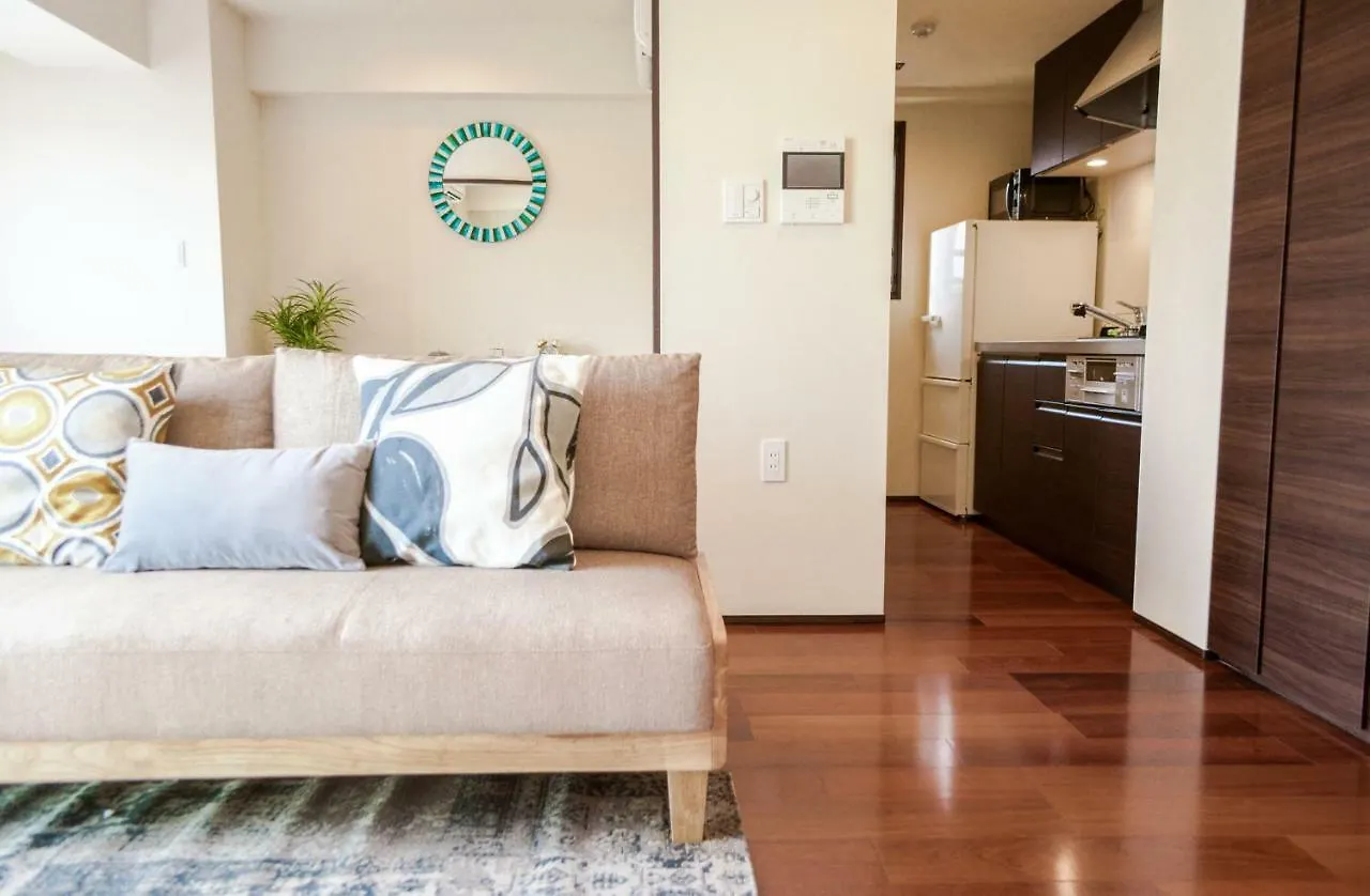 Dash Living Tsukiji Tokyo Apartment